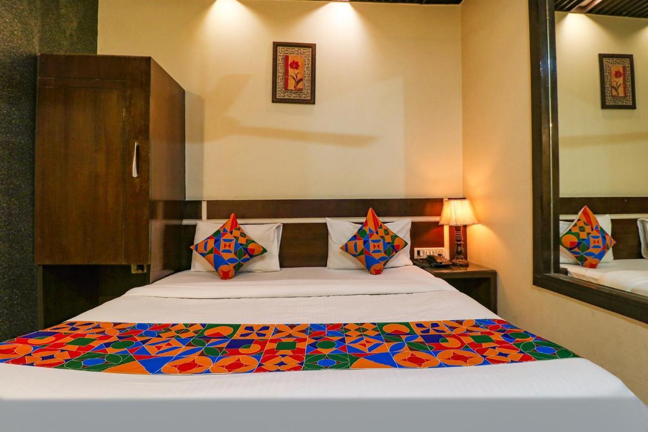 Staybook Hotel Aira New Delhi Railway Station Paharganj Ngoại thất bức ảnh