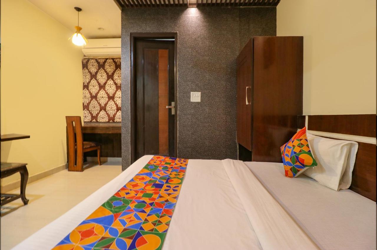 Staybook Hotel Aira New Delhi Railway Station Paharganj Ngoại thất bức ảnh