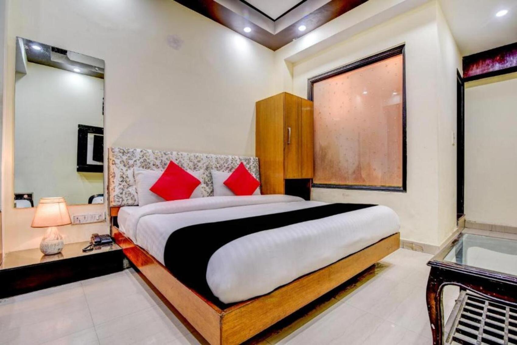 Staybook Hotel Aira New Delhi Railway Station Paharganj Ngoại thất bức ảnh