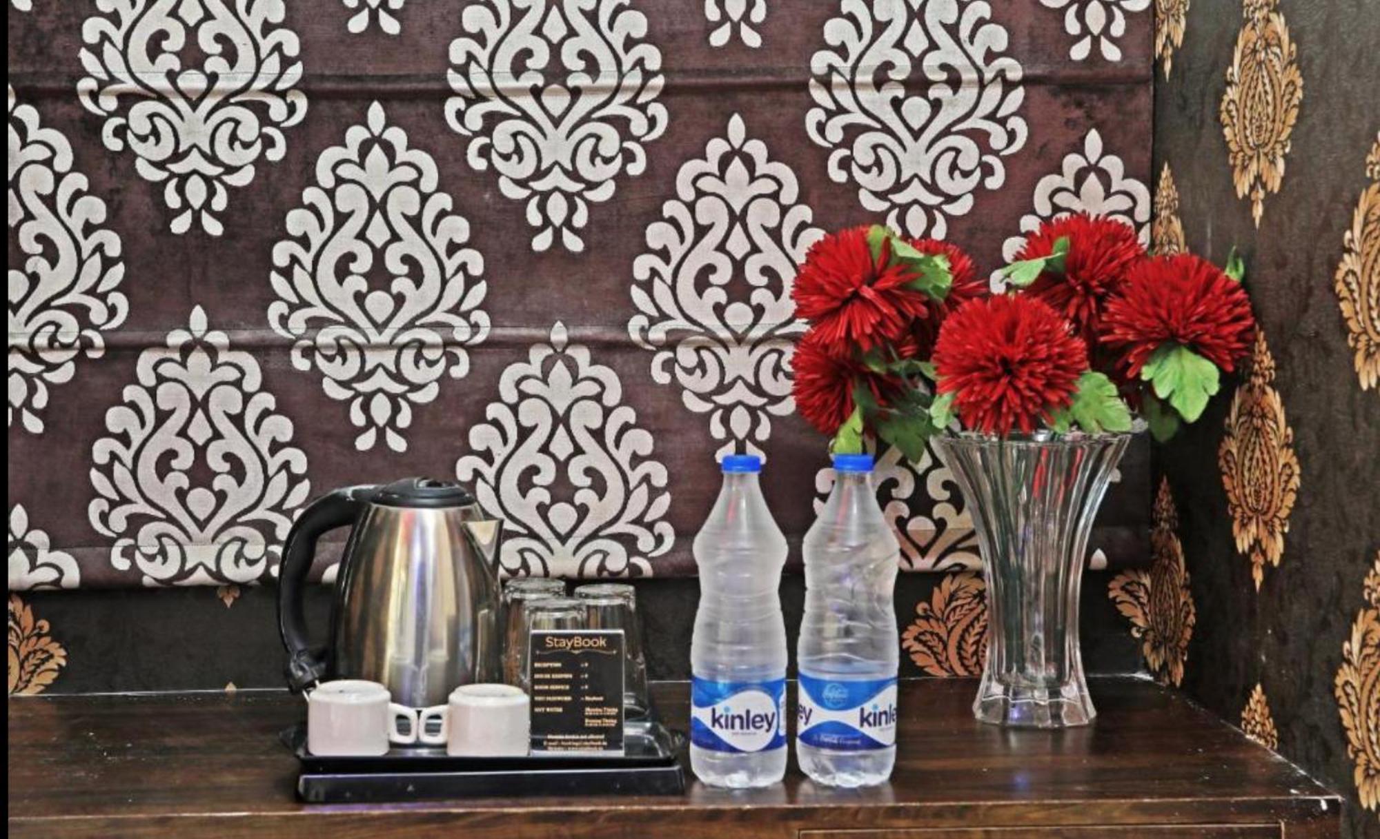 Staybook Hotel Aira New Delhi Railway Station Paharganj Ngoại thất bức ảnh